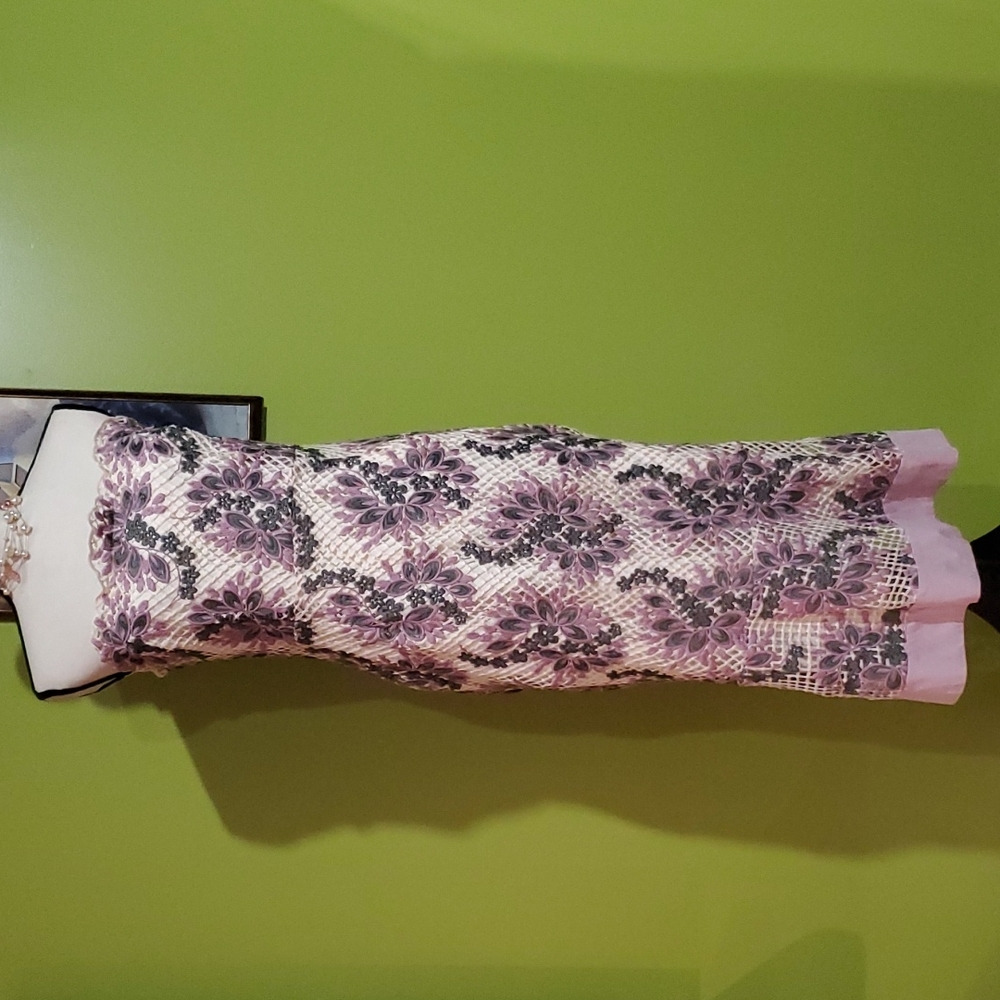 Dress - Picture 1 of 11